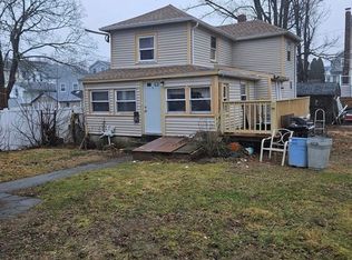 64 Shennen St, Quincy, MA 02169