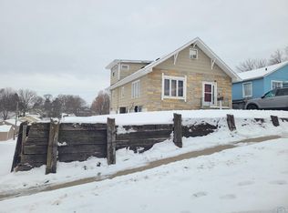 2217 S Maple St, Sioux City, IA 51106