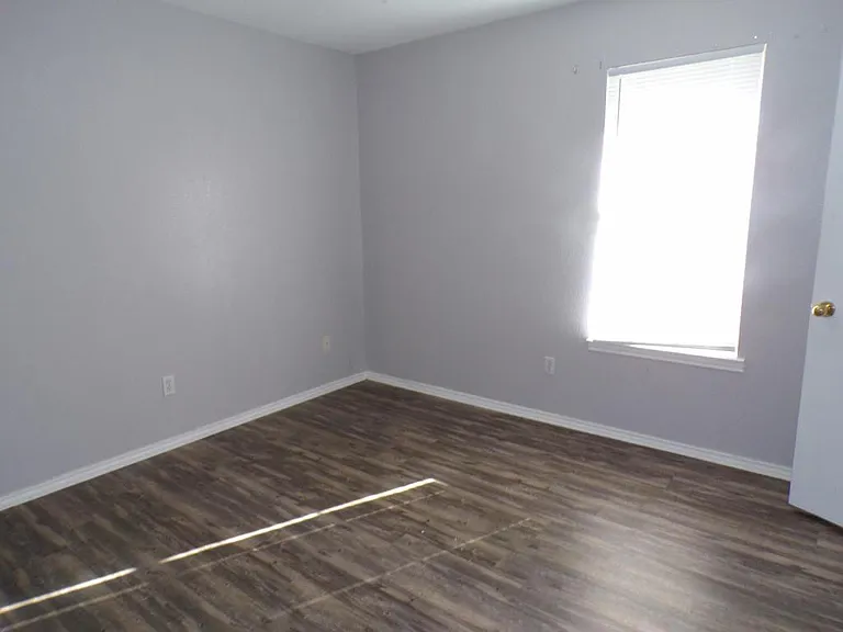 5908 Greengate Dr #C — Photo 10