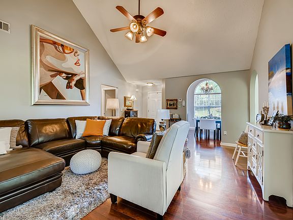 5th image of 3810 Michaels Creek Way