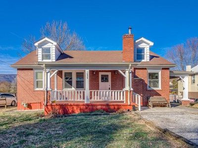 1639 Sunset Ave, Salem, VA, 24153
