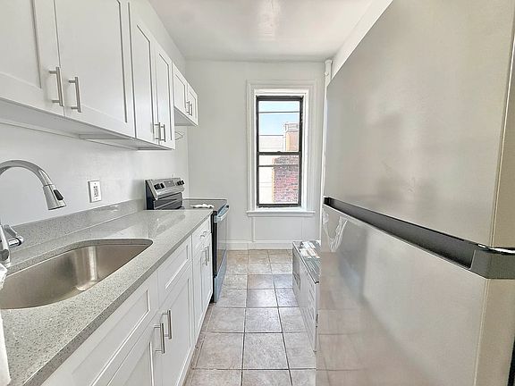 4th image of 245 Martense St APT 7