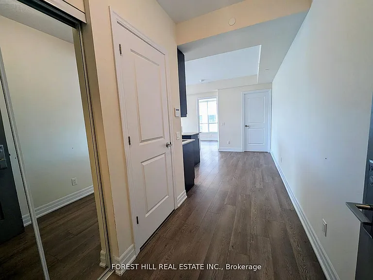9075 Jane St #1909 — Photo 22
