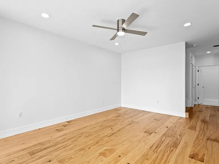 1119 Shipwatch Cir — Photo 10