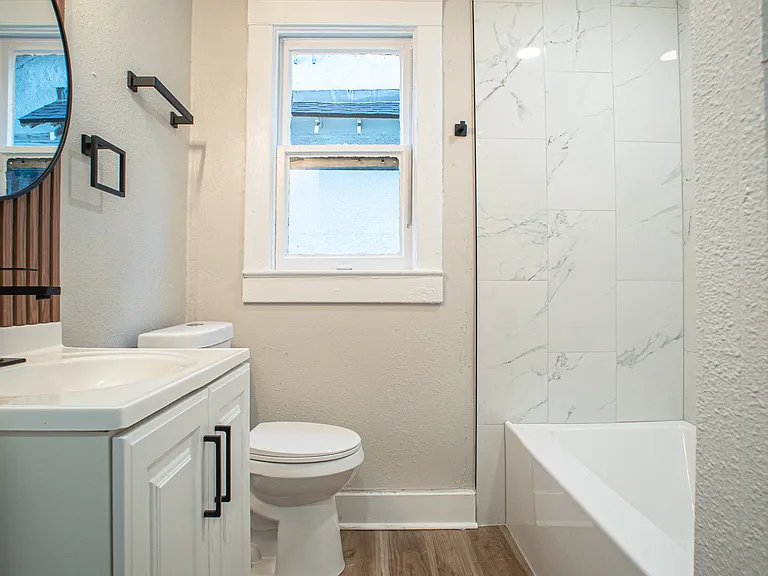 3417 Bellefontaine St — Photo 8