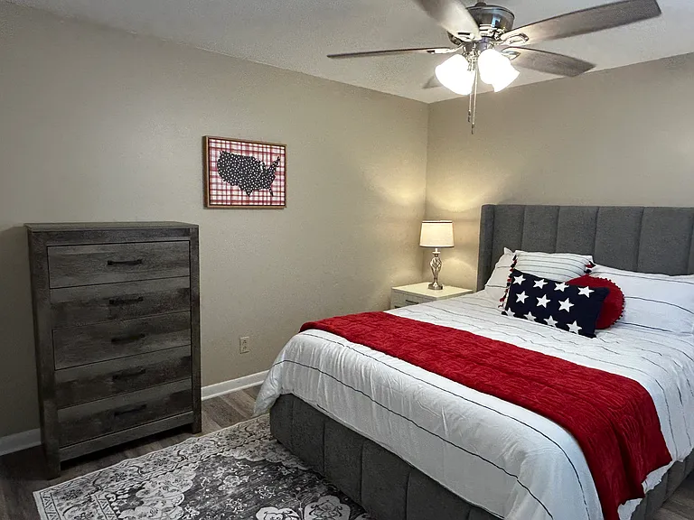 917 Davis Blvd #4 — Photo 26