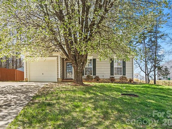 4th image of 8636 Warwick Crest Ln