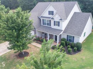 1158 Bowlin Dr, Locust Grove, GA