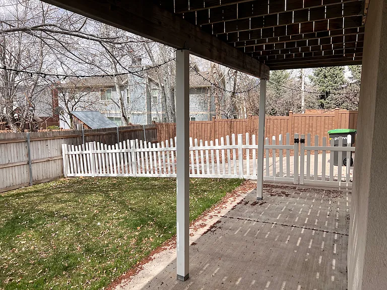 2589 Iroquois Dr — Photo 17