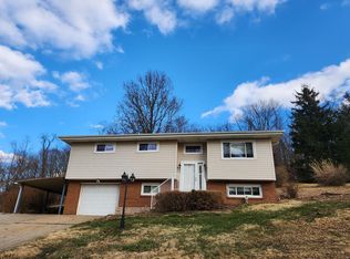 207 Debbie Ann Dr, Wheeling, WV