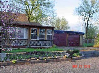 1202 Olive Ave, Winfield, KS 67156