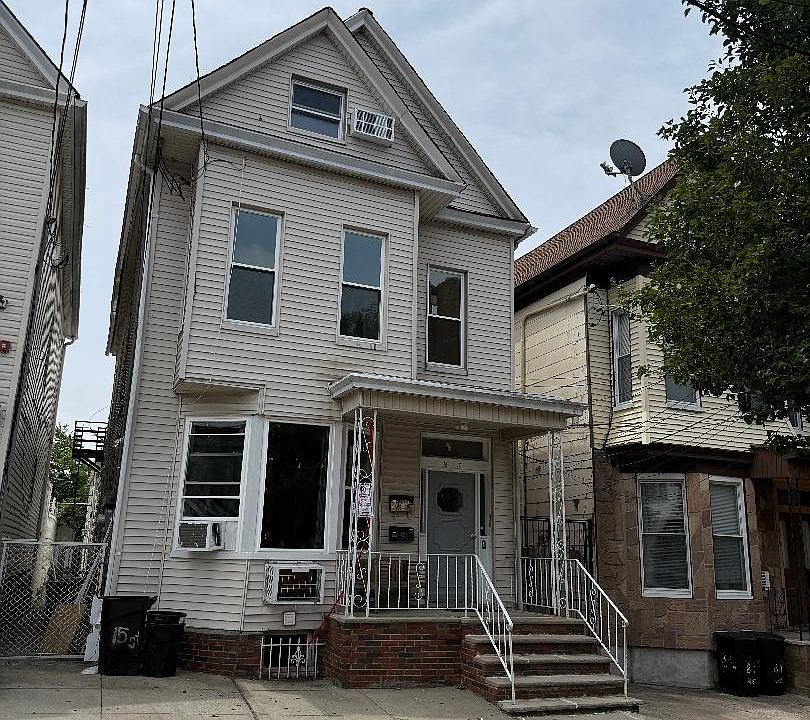 1st image of 817 15th St APT 3