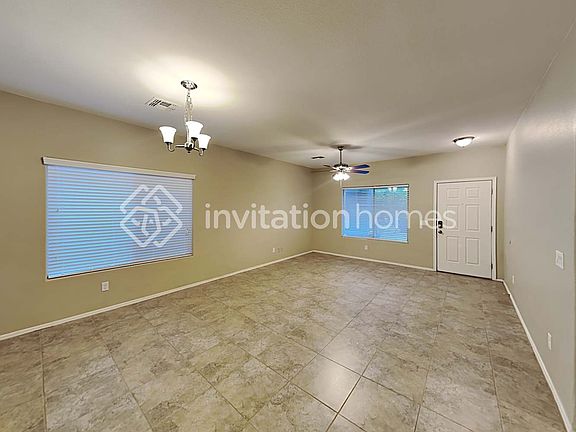4th image of 39308 N Patricia Cir
