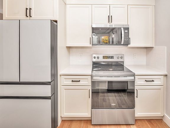 3rd image of 5 Glenburne St