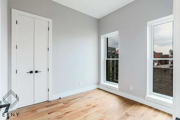 Rented by ERNY LLC | media 8