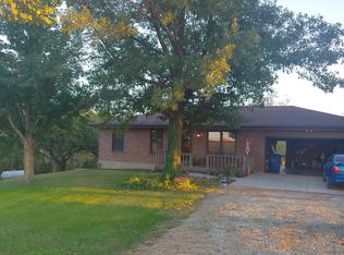 279 N 1400th Rd, Berryton, KS 66409
