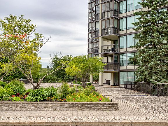 3rd image of 23 Woodlawn Rd E #205