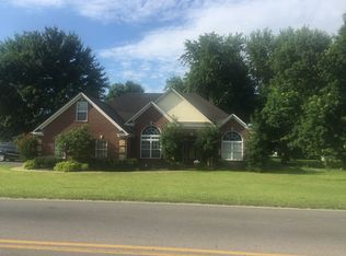 1409 Cave Mill Rd, Bowling Green, KY 42104