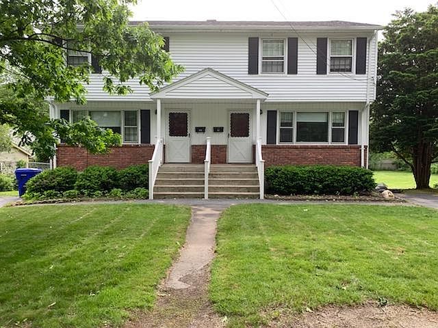 2nd image of 39 Mill St