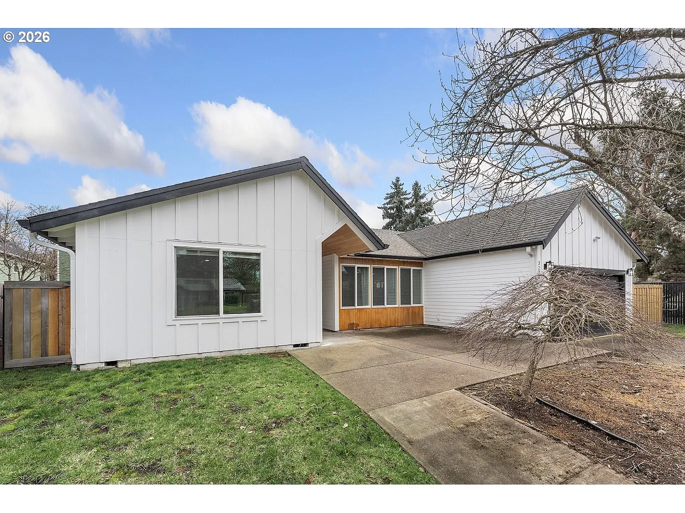3270 SW 180th Pl photo 1