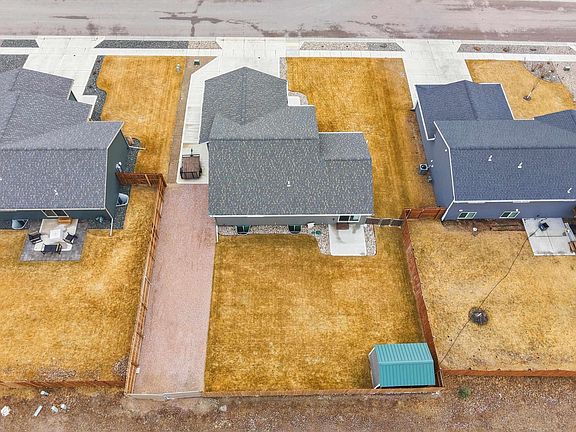 4th image of 5808 Derringer Rd