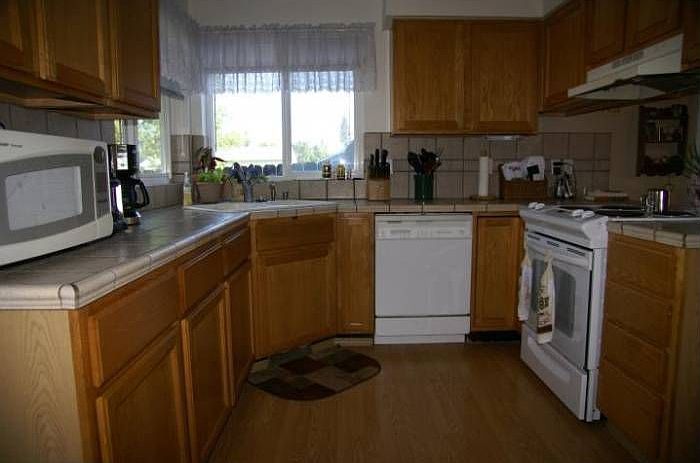 2nd image of 3234 N 10th Pl