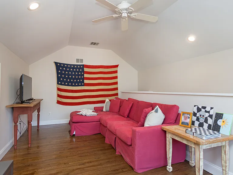 21 Cove Neck Ln — Photo 18