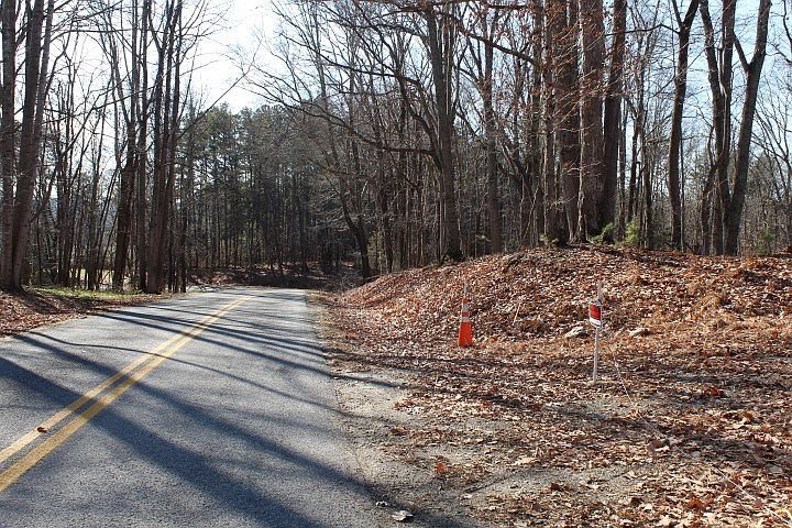 1st image of 3423 Green Hill Dr