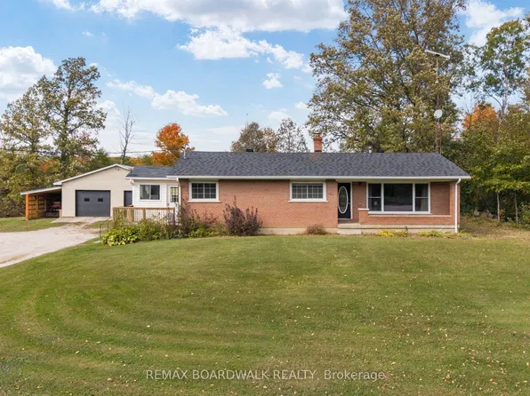 456 McVeigh Rd, Tay Valley, ON K7H 3C9