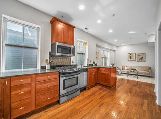 257 Pleasant St APT 7, Worcester, MA 01609