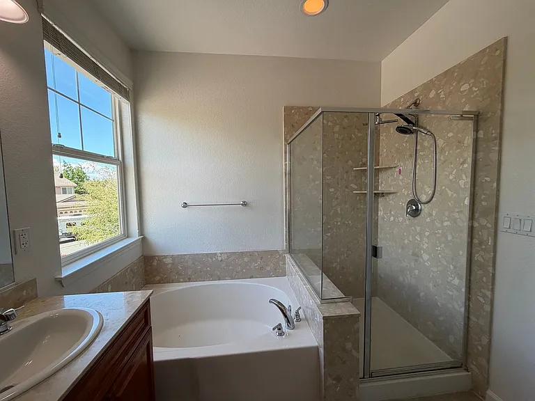 10890 Oakhaven Dr — Photo 14