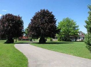 218 Isle Rd, Butler, PA 16001