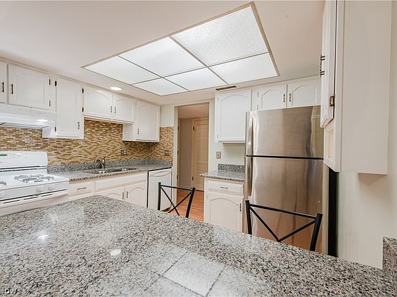 5th image of 22701 Center Ridge Rd APT 207