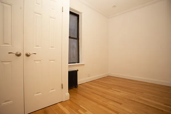 Rented by Blip LLC | media 28