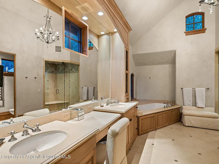 691 Pfister Dr — Photo 67