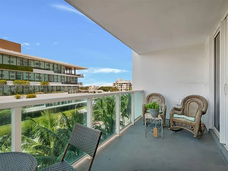 2301 Collins Ave #533 — Photo 13