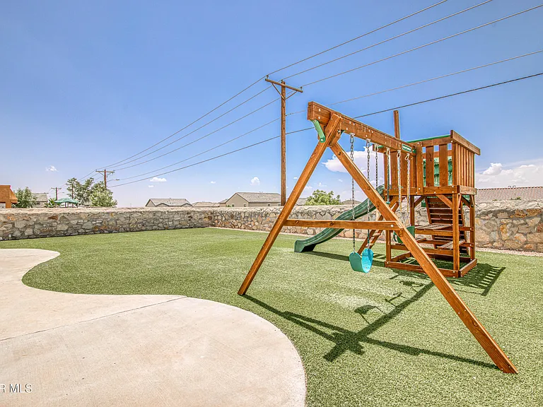 7751 Enchanted Path Dr — Photo 52