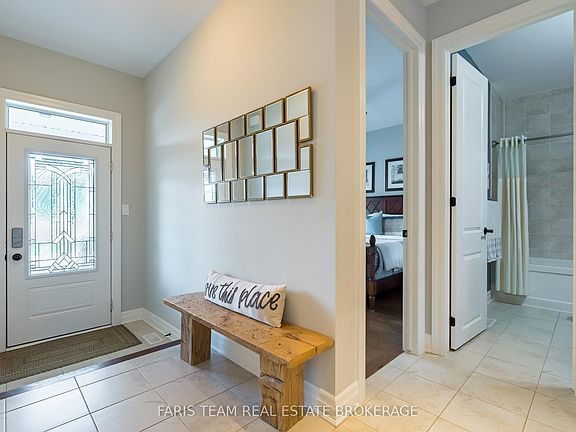 5th image of 17 Fawnbrook Ct