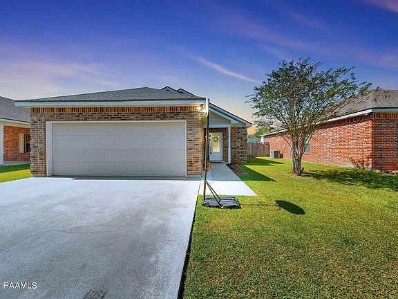 2nd image of 210 Sunflower Estates Ln