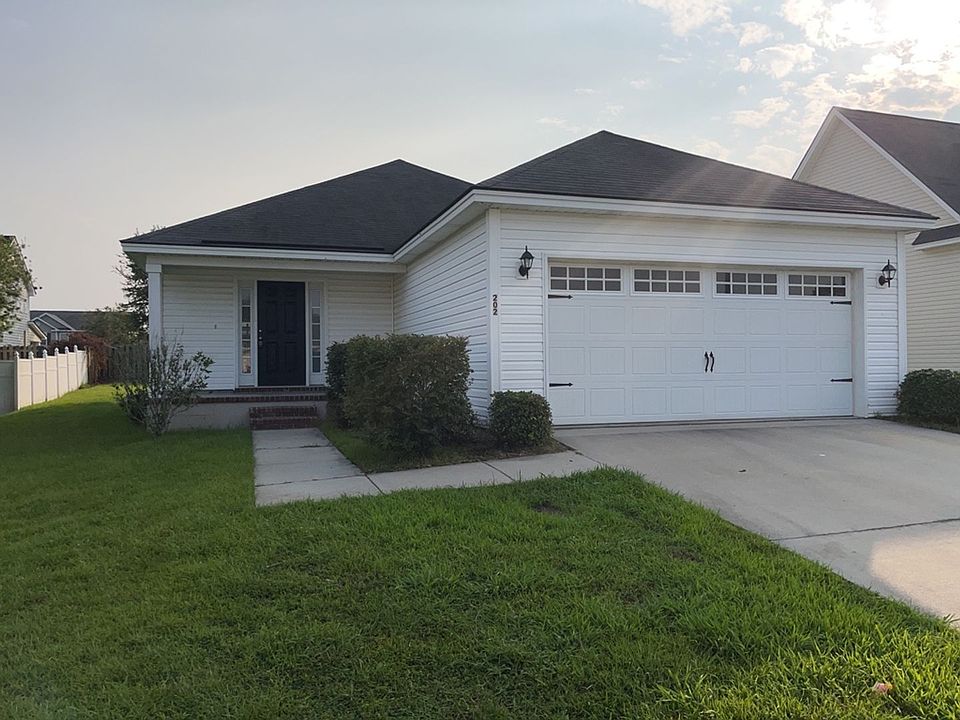 1st image of 202 Scarlett Ln