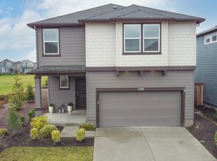 2390 Halter Dr, Woodburn, OR