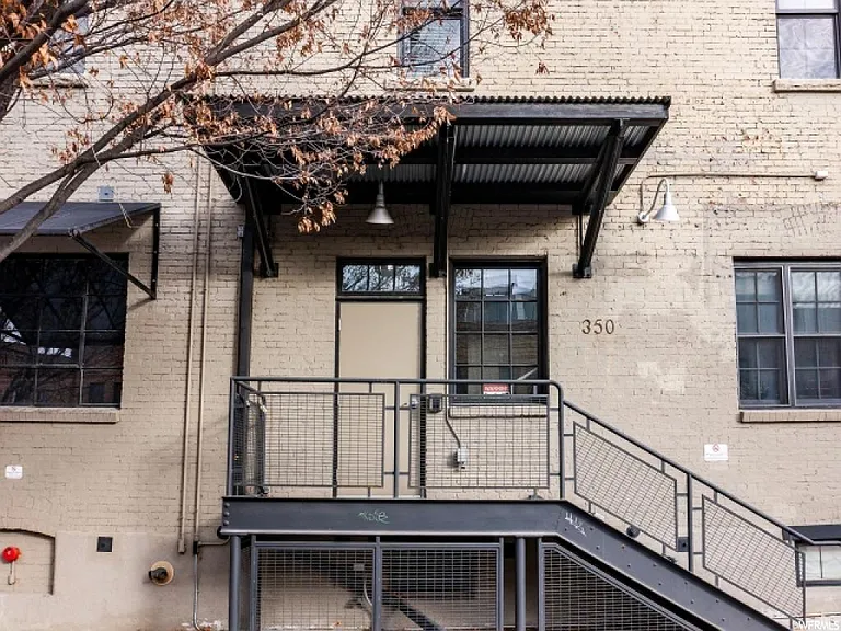 346 W Pierpont Ave #W213 — Photo 10