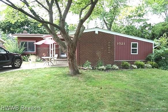 1st image of 1021 Norwich Dr
