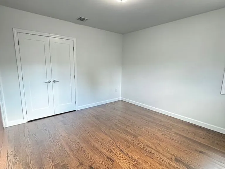 457 Home Ave #2 — Photo 12