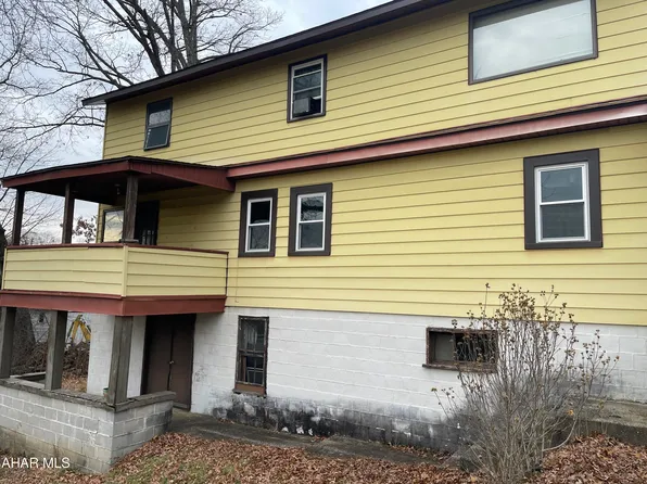 418 Leslie Ave, Altoona, PA 16602