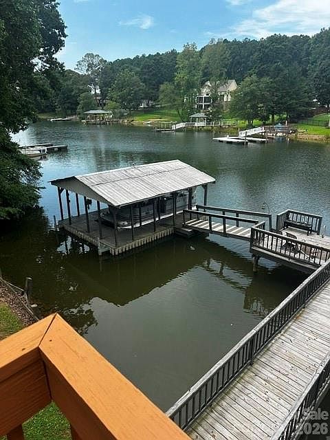 1st image of 3623 Chevlot Hills Rd #196