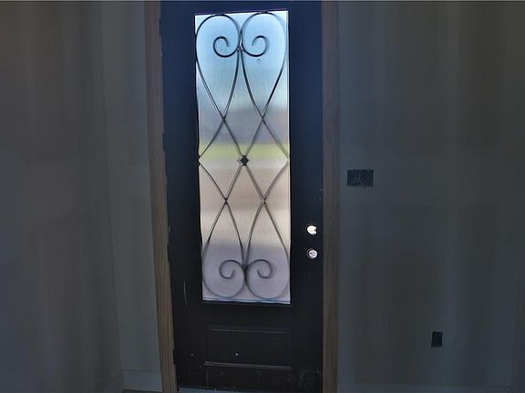 4th image of 898 Ella Kate Ln