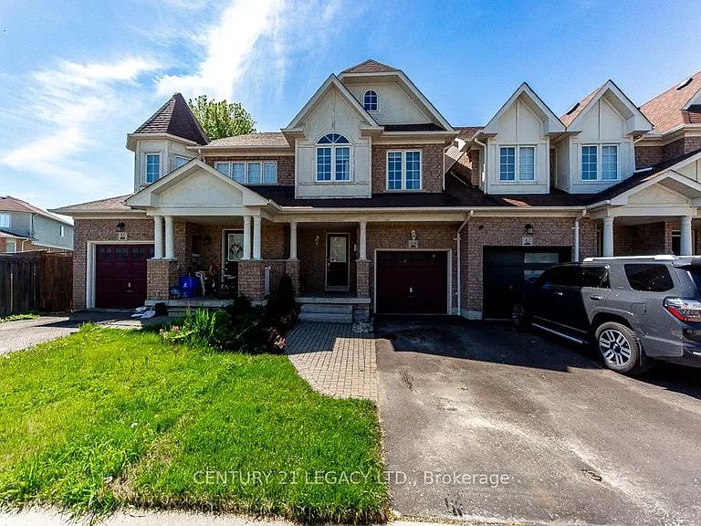 44 Tincomb Cres — Photo 2