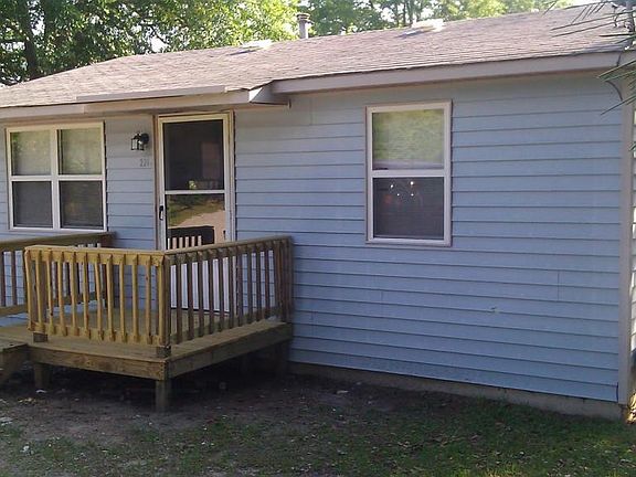 2nd image of 224B Hardy Dr