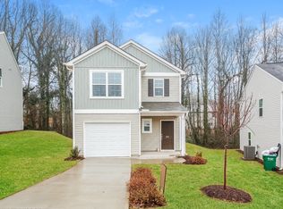 664 Millsgate Cir, Boiling Springs, SC 29316